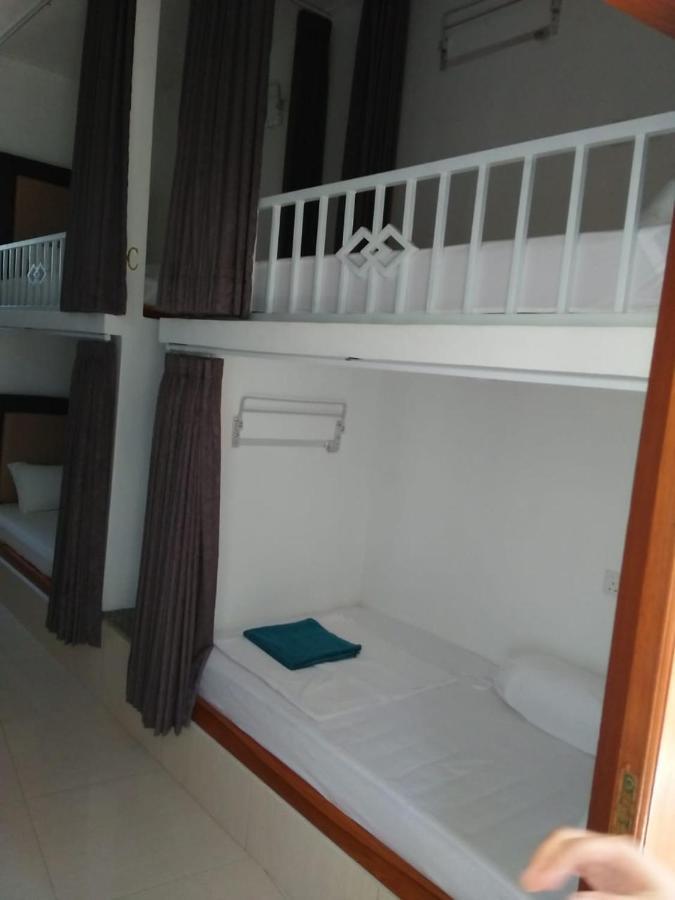 Dharma Yoga Homestay Dan Hostel Amed Esterno foto